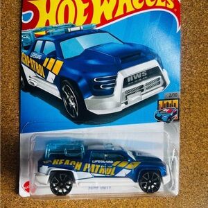 Mattel Hot Wheels Blue & White Lifeguard Beach Patrol Metro